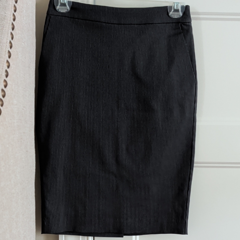 Mango Black Grey Vertical Stripes Midi Pencil Skirt US 2 EUR 34